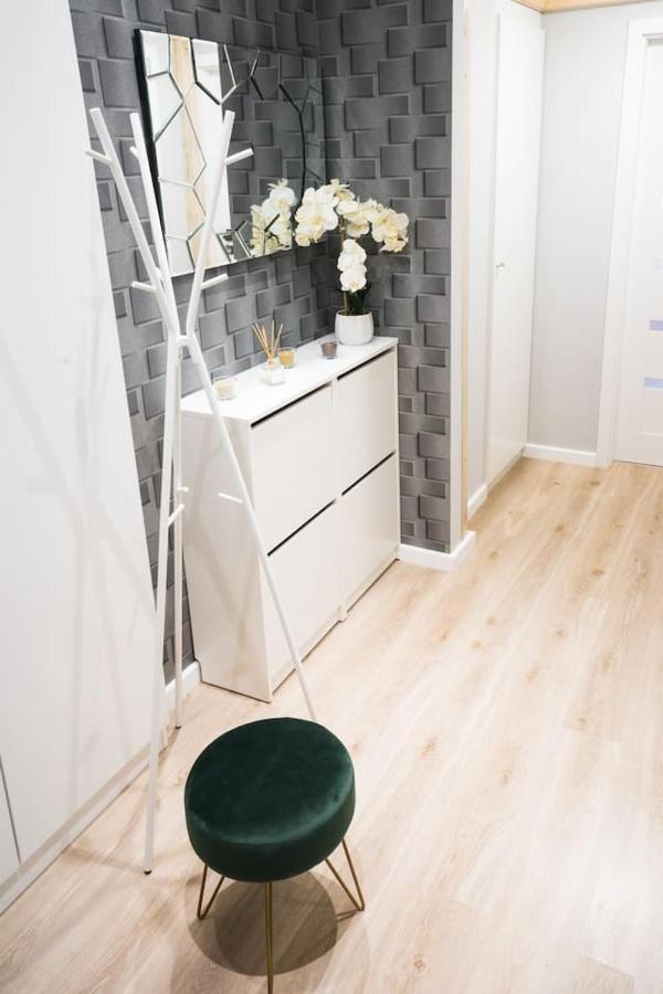 Rynek 20/21 -Cosy New Apartment On The Market Square - 4 Bedrooms - 8 People Breslavia Esterno foto